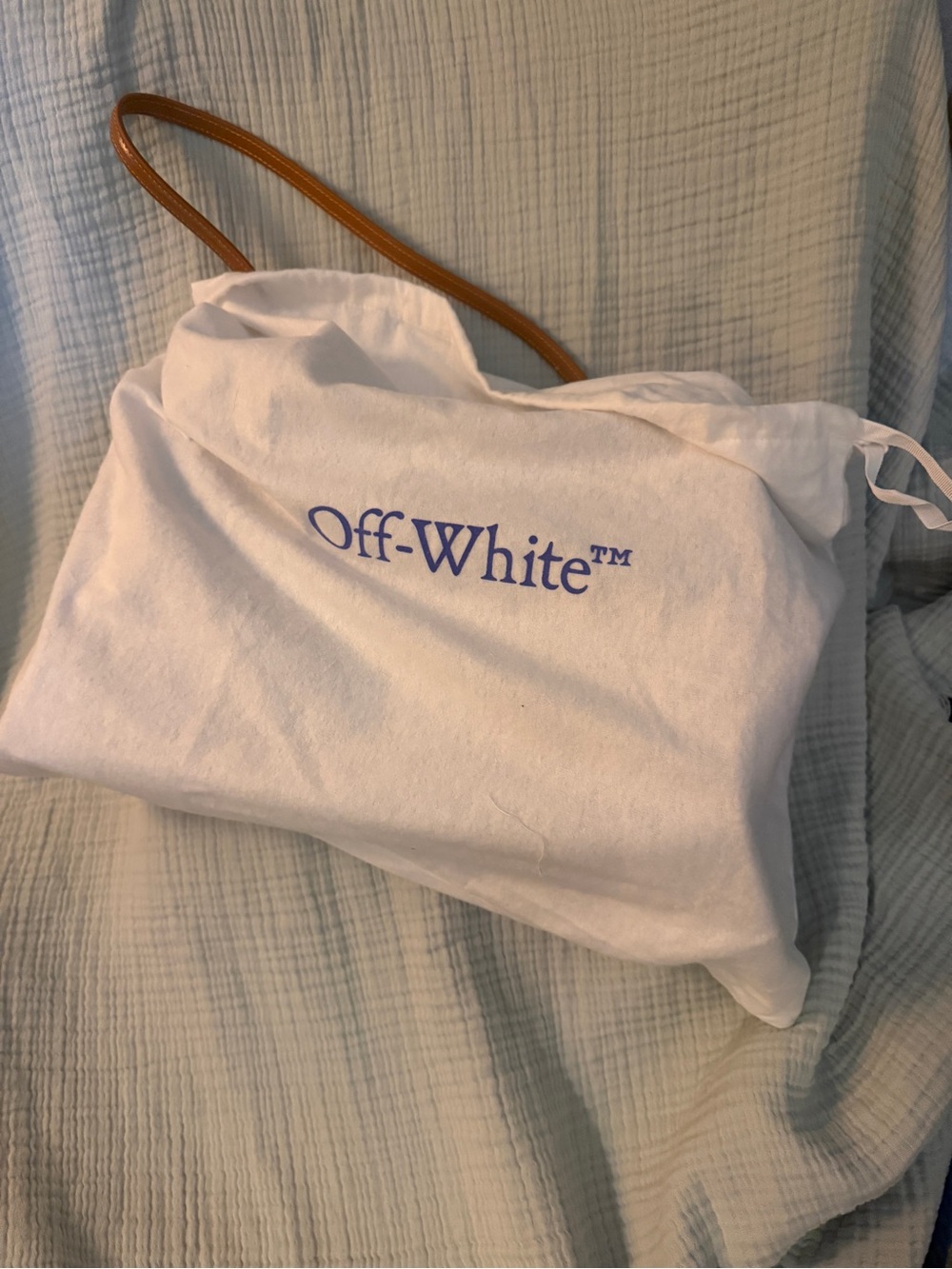 Off-White Cognac Leather Shoulder Bag with Gold Hardware - Picture 8 of 15